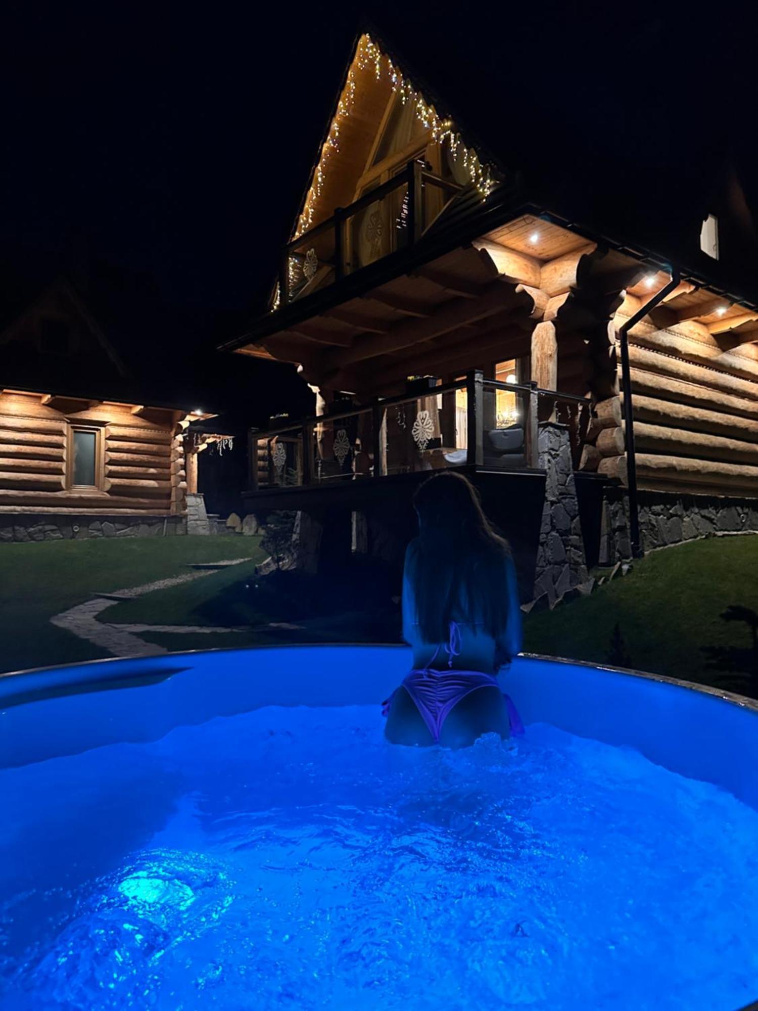 Na Skraju Lasu Domki Z Balia, Jacuzzi Bialy Dunajec Exterior photo